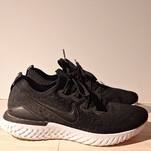 Nike Men's Black Running Shoes